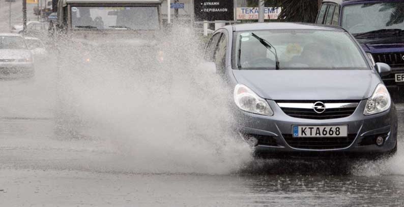 Rain causes landslides in Paphos, drivers cautioned