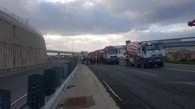 Road closure in Paphos due to quarry companies protest