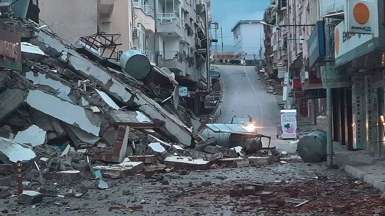 Last minute... 6.4 magnitude earthquake occurred in Hatay